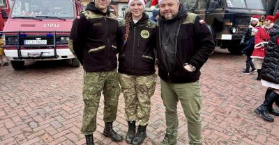 Motomikołaje w Chodzieży: policjanci w świątecznej paradzie